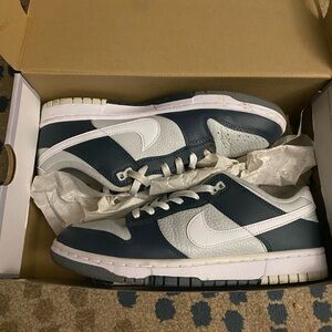 Nike Dunks Men's forest green and grey teal